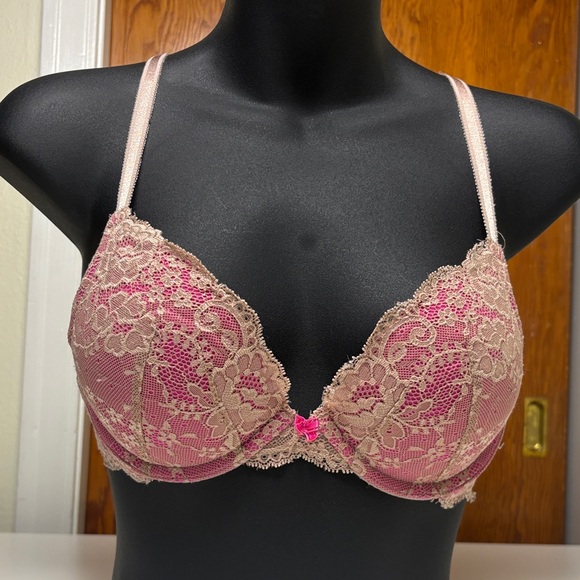 Victoria's Secret Other - Victoria's Secret 34B Pink & Beige Lace Push up bra GUC